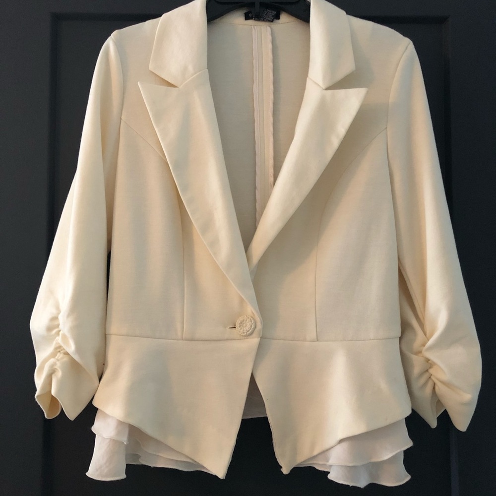 Ivory blazer with layered bottom edge
